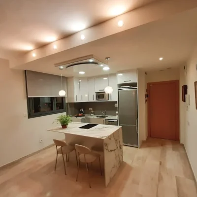 AP1GczOi7_4VHKsK2ReE8X8XsIuUDM4g