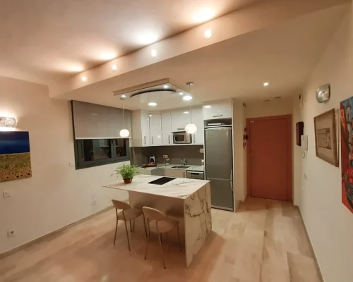 AP1GczOi7_4VHKsK2ReE8X8XsIuUDM4g